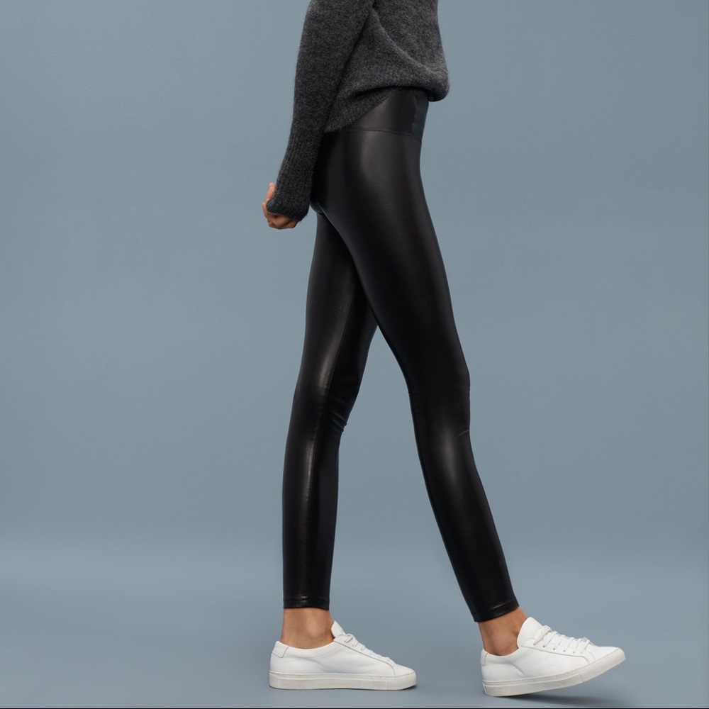 Aritzia/Wilfred Black Leather Legging